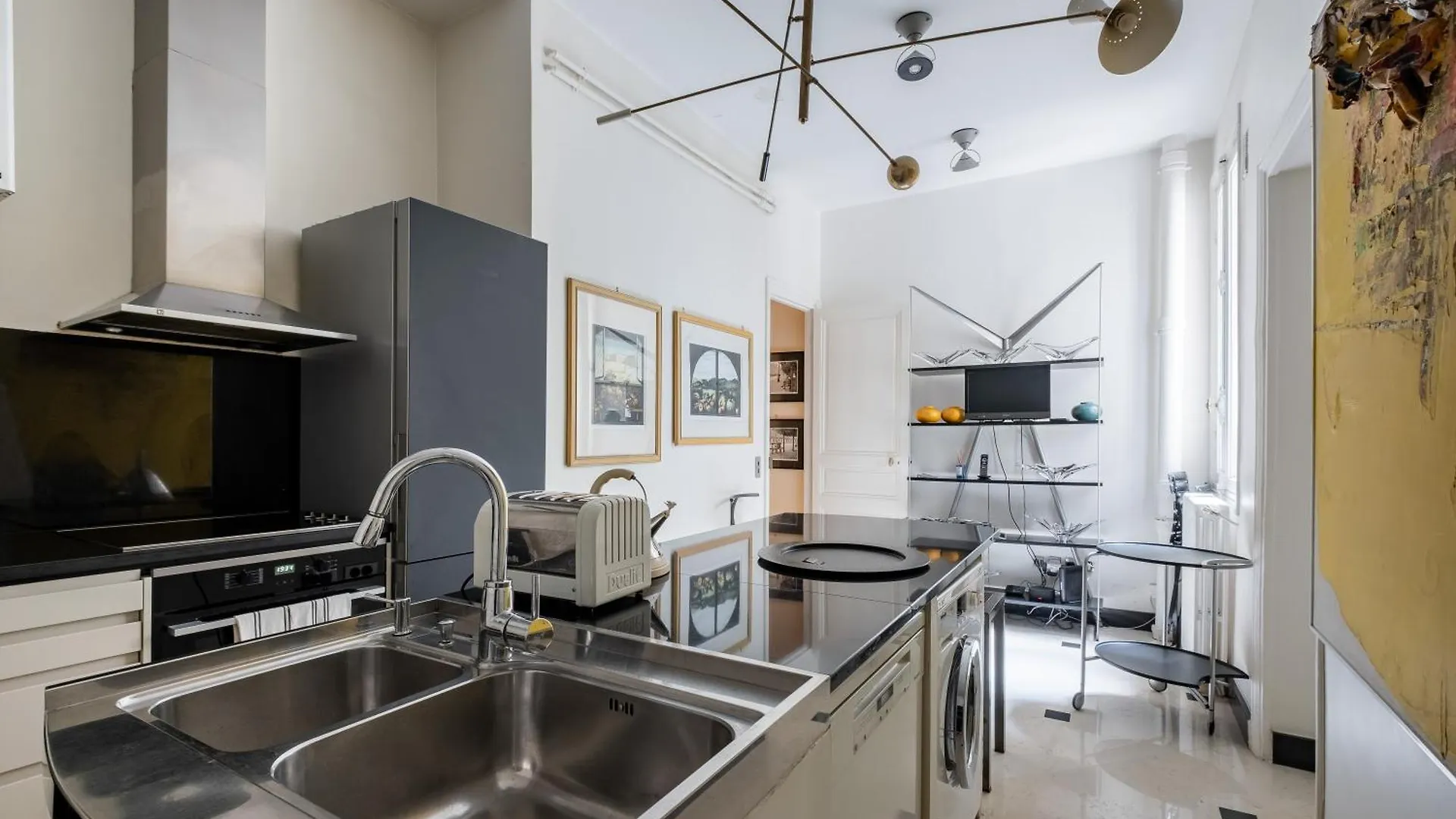 Apartment Veeve - Ornate Beauty Paris