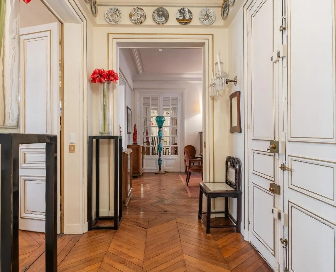 Apartment Veeve - Ornate Beauty *