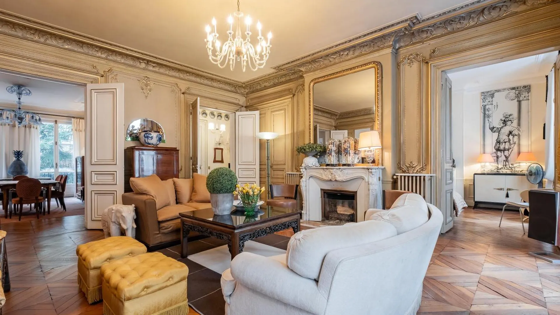 Veeve - Ornate Beauty * Paris